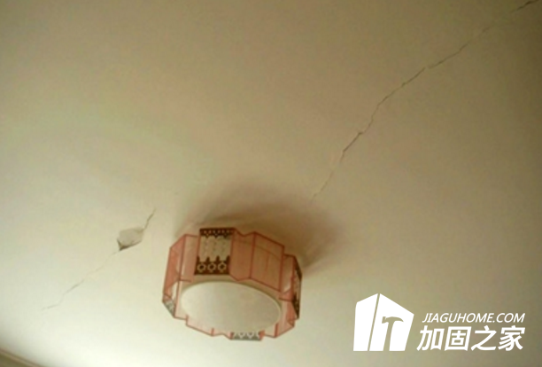 樓板開裂原因分析，該如何防治樓板裂縫？